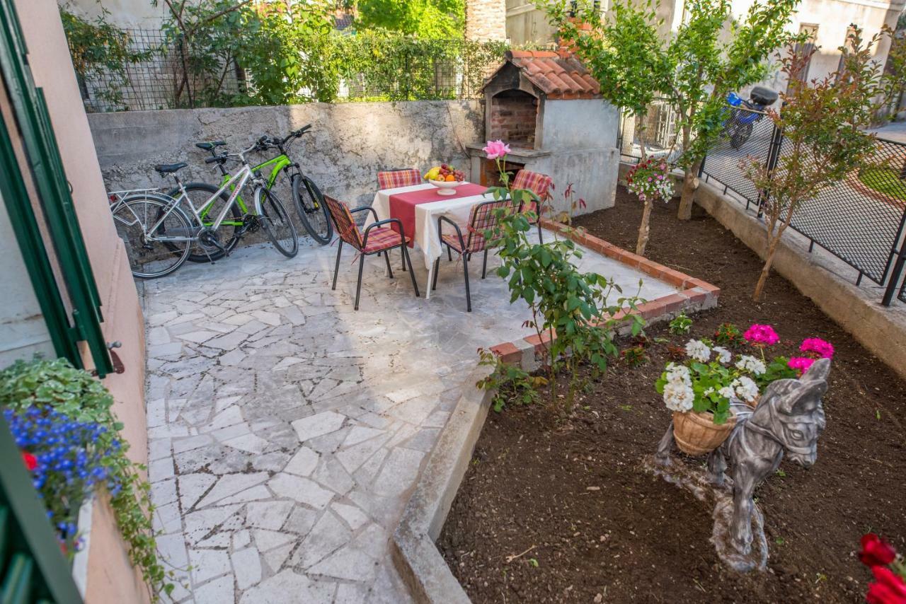 Apartman Grgur Split Bagian luar foto